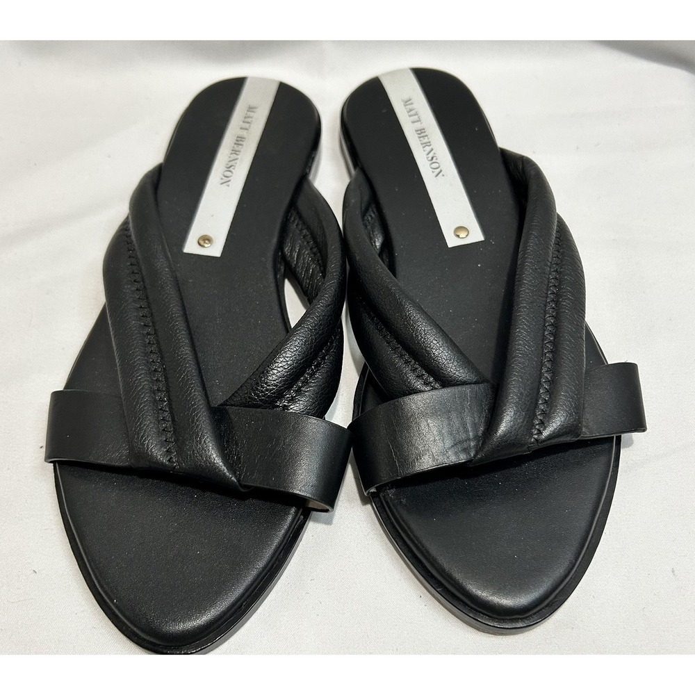 Matt Bernson Black Leather Slippers Womens Size 8 Leather sole Flats Slip On